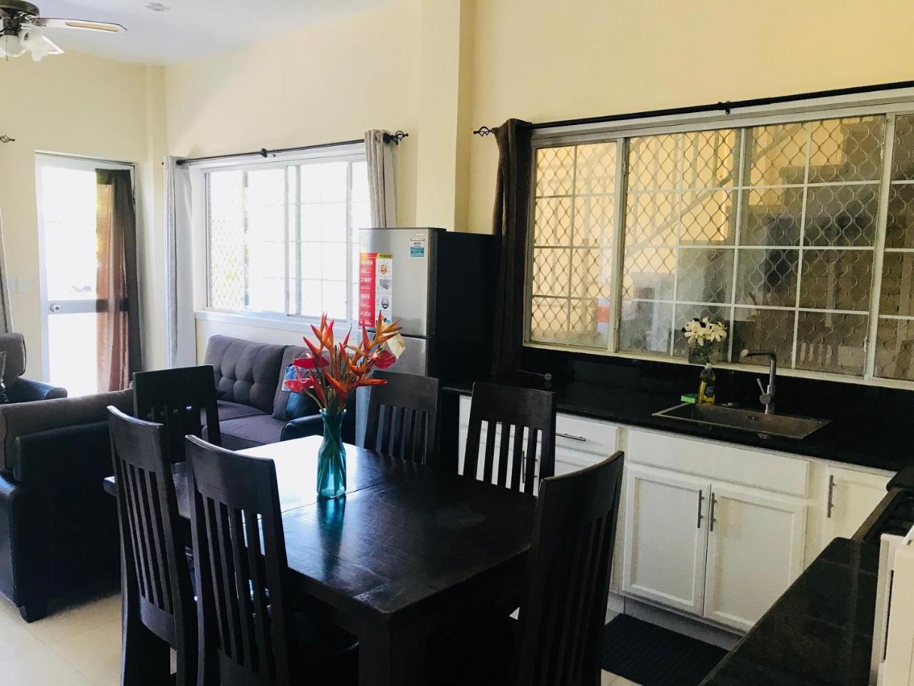 אפיה Samoana Boutique Hotel מראה חיצוני תמונה